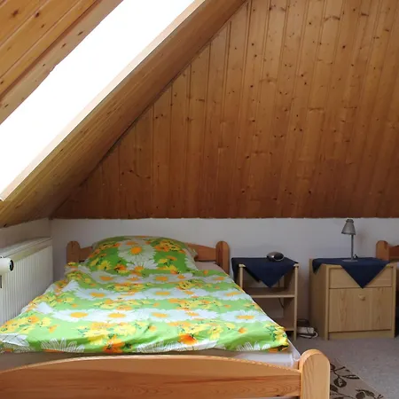 Lovely In Baltic Sea With Shared Swimming Pool Schonhof